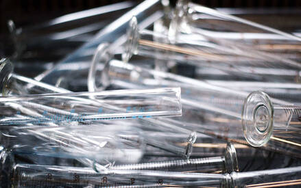 Всё, что вам нужно знать об анализе мочи у кошек и собак.